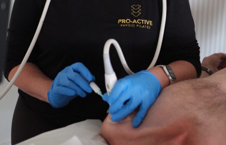 ultrasound guided joint injections on site at pro-active physio Tewkesbury. Near to Pershore, Worcester, Evesham, Cheltenham, Bredon, Eckington