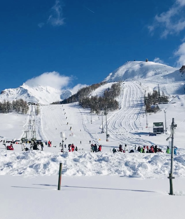 Picture of Alps - skiing. blu sky. Physio. Ski assessment
